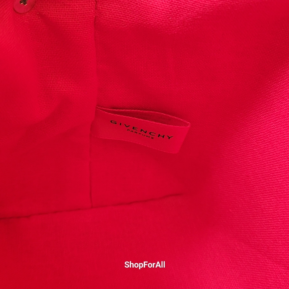 Givenchy - Picture 11 of 16